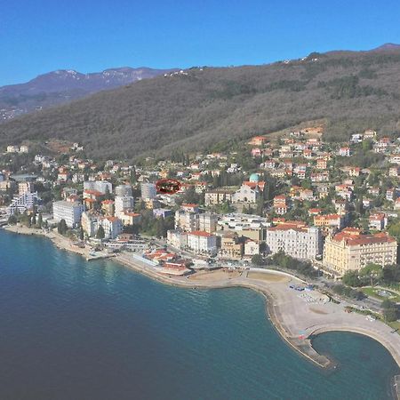 Elvira Apartamento Opatija Exterior foto